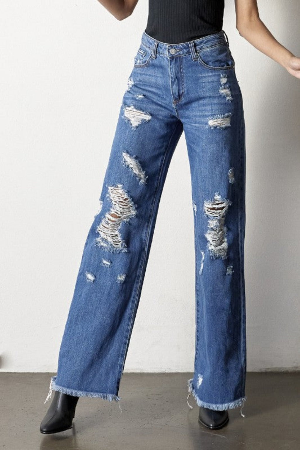 Dani distressed Dad Jeans - Unbroken Badass